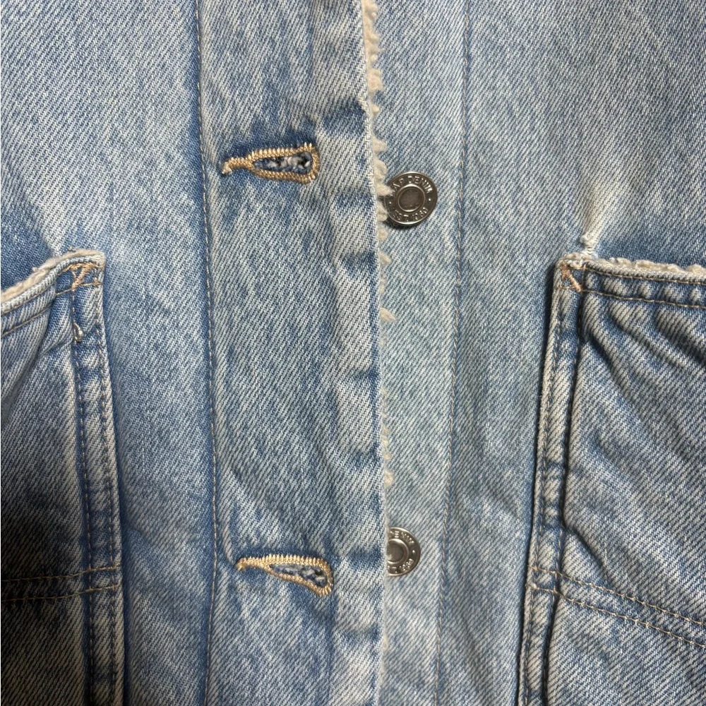GAP Soft Denim Sherpa Button Front Jacket w Patch Pockets 1 Inner Pocket. XL - Picture 4 of 16